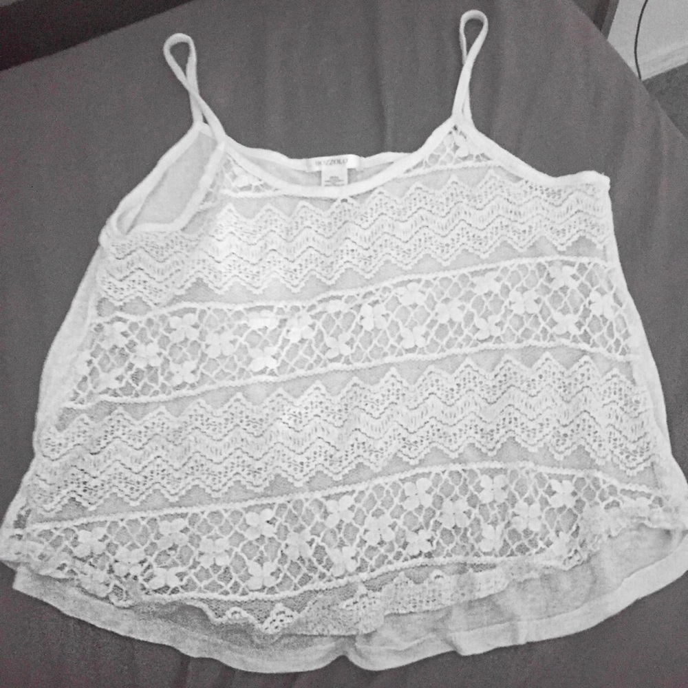 Lacey/crochet  tank